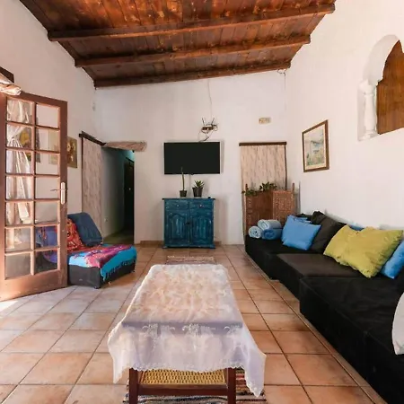 Belvilla By Oyo Casa Tata Holiday home