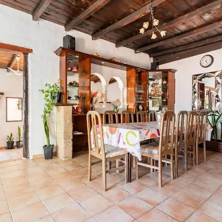 Belvilla By Oyo Casa Tata Holiday home Atogo